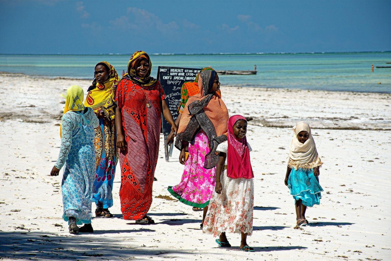 Serengeti szafari program pihenéssel Zanzibár szigetén - csoportos körutazás és nyaralás 2026